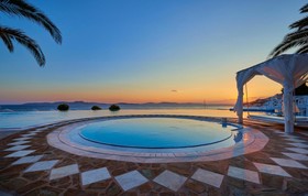 Saint John Mykonos Hotel