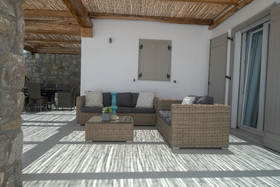 Villa Maroon by The Pearls Collection