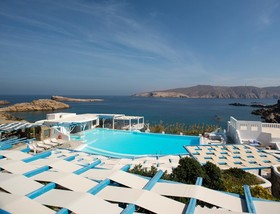Mykonos Lolita, A Grecotel Resort to Live