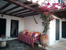 Siourdas Mykonos Villas