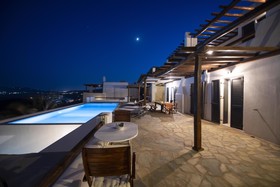 Siourdas Mykonos Villas
