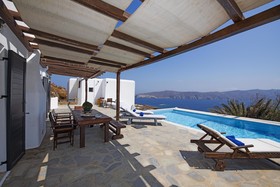 Siourdas Mykonos Villas