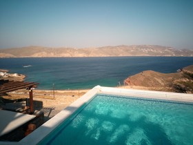 Siourdas Mykonos Villas