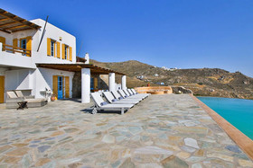Anerousses Mykonian Traditional Houses