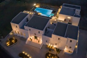 Koukoumi Hotel