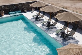 Koukoumi Hotel