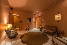 Koukoumi Hotel