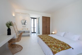 Koukoumi Hotel
