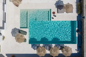Koukoumi Hotel