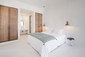 Koukoumi Hotel