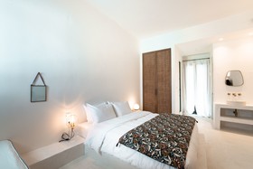 Koukoumi Hotel