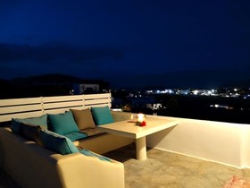 Mykonian Breeze