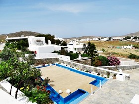 Mykonian Breeze