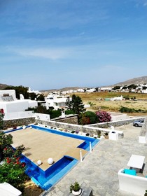 Mykonian Breeze