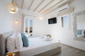 Villa Umbo by Mykonos Pearls