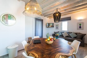 Villa Umbo by Mykonos Pearls