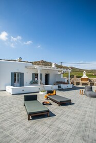Villa Umbo by Mykonos Pearls