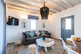 Villa Umbo by Mykonos Pearls