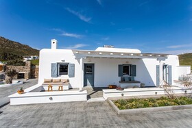 Villa Umbo by Mykonos Pearls