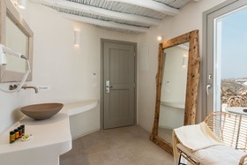 Legacy Suites Mykonos