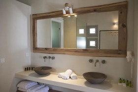 Legacy Suites Mykonos