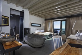 Myconian Utopia Relais & Chateaux