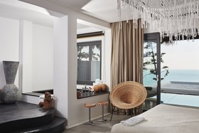Myconian Utopia Relais & Chateaux