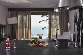 Myconian Utopia Relais & Chateaux
