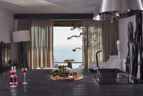 Myconian Utopia Relais & Chateaux