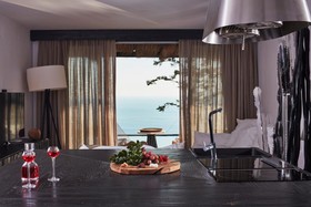 Myconian Utopia Relais & Chateaux