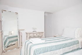 Niriides Homes & Villas