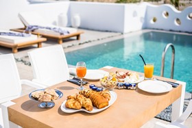 Portes Mykonos