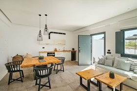 Portes Mykonos
