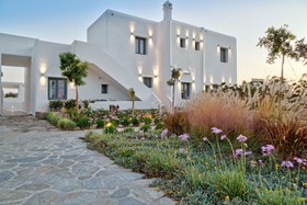 Portes Mykonos