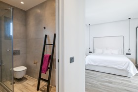 Portes Mykonos