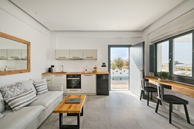 Portes Mykonos