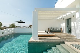 Portes Mykonos