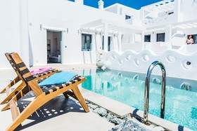 Portes Mykonos