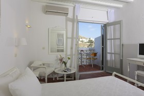 Aphrodite Beach Hotel