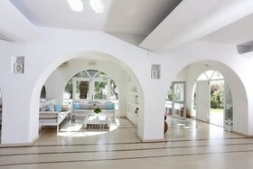 Aphrodite Beach Hotel