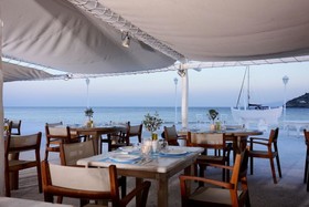 Aphrodite Beach Hotel