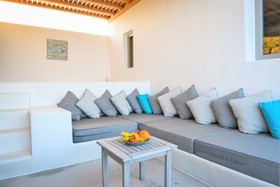 Myconian Crown Suites