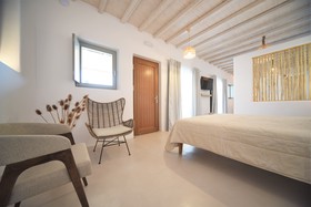 Myconian Crown Suites