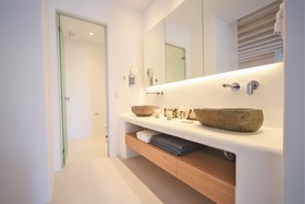 Myconian Crown Suites