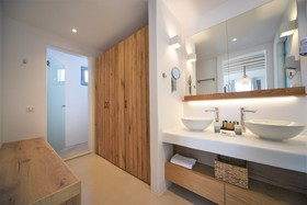 Myconian Crown Suites