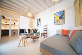 Myconian Crown Suites