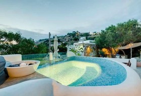 Studios & Suites Rania