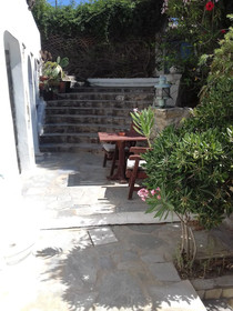 Studios & Suites Rania