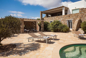 Villa Aurora by The Pearls Collection