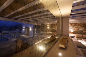 Villa Moonflower